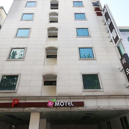 Lee Motel Yeosu Esterno foto